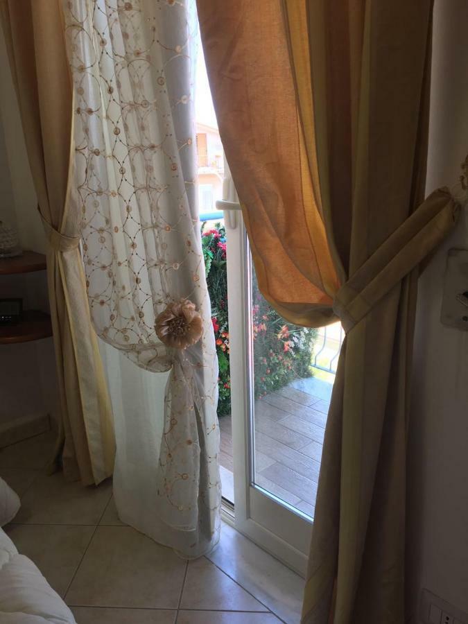 Cordovena Apartman Capo dʼOrlando Kültér fotó